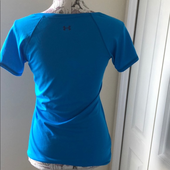 Under armor sports shirt - Picture 2 of 2